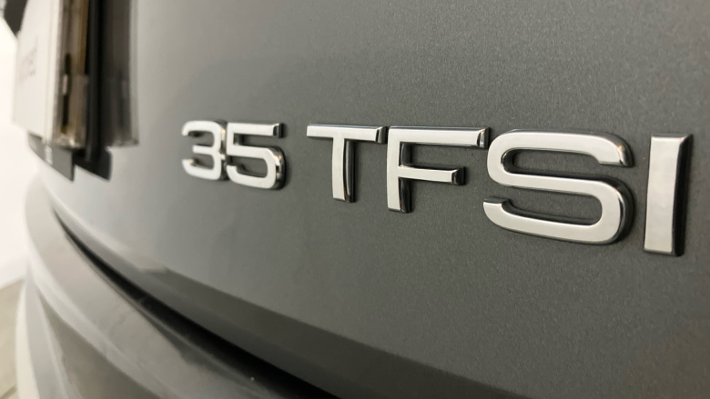 Audi Q2 35 TFSI S Line 5dr S Tronic [C+S] Petrol Estate